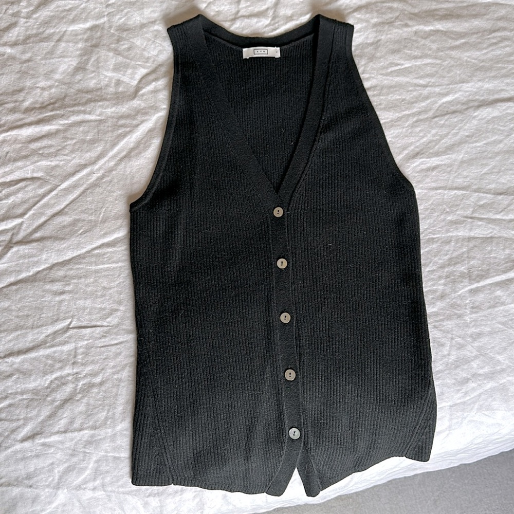 AYR sleeveless button down sweater